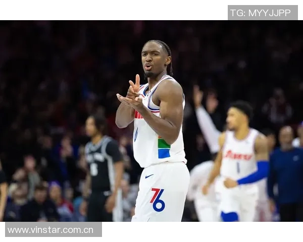 马克西赛季前四场狂砍150分成为历史第四位后卫比肩乔丹威少与Logo男