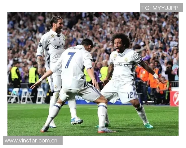 马塞洛自谦与C罗肌肉差距强调自己在欧冠决赛中的关键表现