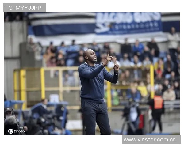 热那亚总监离任主帅维埃拉今日仍将带队训练面临挑战