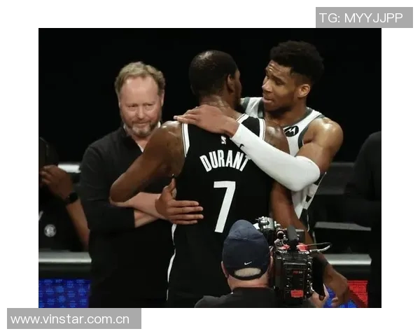 字母哥开季狂飙场均36分16板7助力争MVP荣耀