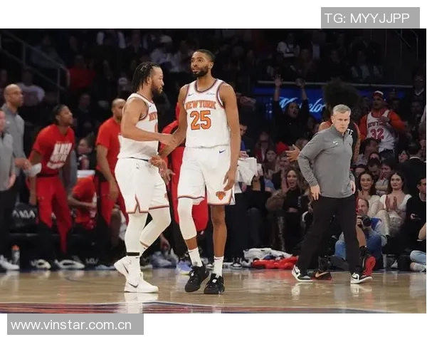 NBA赛况回顾湖人战胜雷霆勇士遭遇马刺快船不敌掘金火箭大胜奇才 NBA赛况回顾湖人战胜雷霆勇士遭遇马刺快船不敌掘金火箭大胜奇才