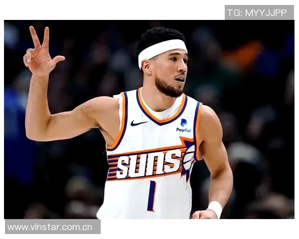 布克展望未来球队成长期待每场比赛的胜利与进步 布克展望未来球队成长期待每场比赛的胜利与进步