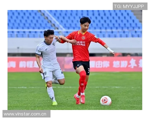 携手并进共创未来大连鲲城贺大连可为升入中乙的美好愿景