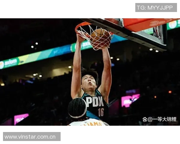 瀚森在比赛中展现出自信与进步逐渐找到个人节奏的精彩表现